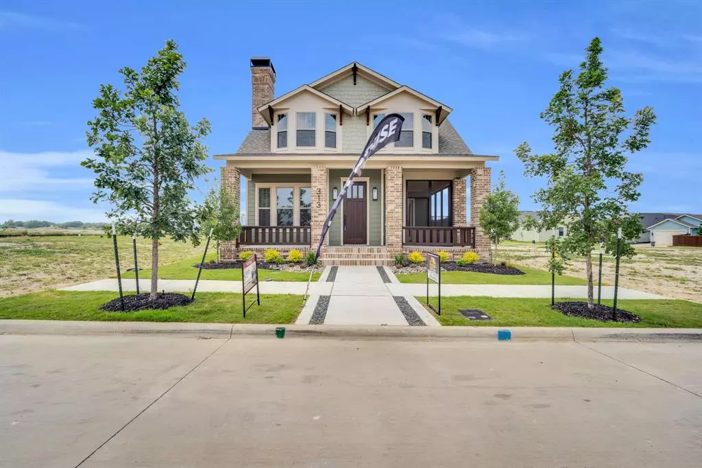 Midlothian, TX 76065,313 Garrett Way