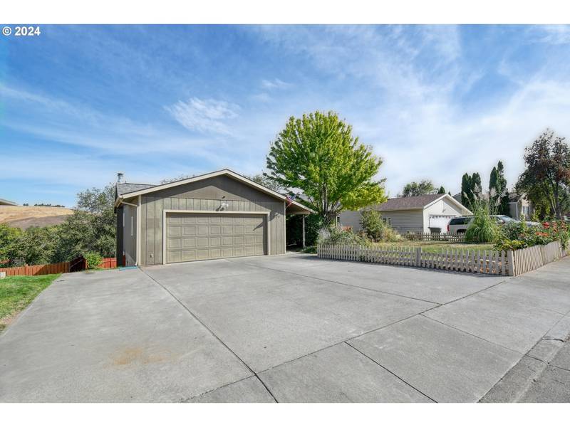 1820 SW 45TH ST, Pendleton, OR 97801