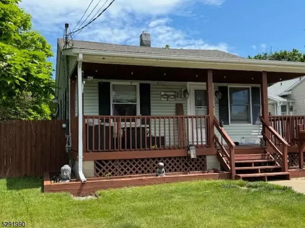 29 Butler St, Franklin Boro, NJ 07416