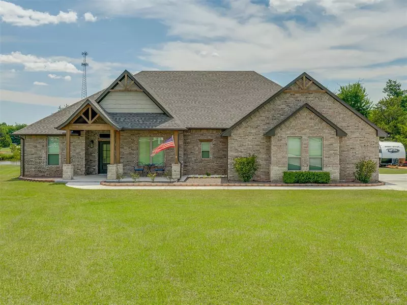 1078 Fawn Meadow Drive, Blanchard, OK 73010