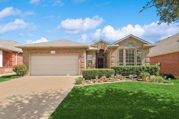 3304 Stonecrop Trail, Denton, TX 76226