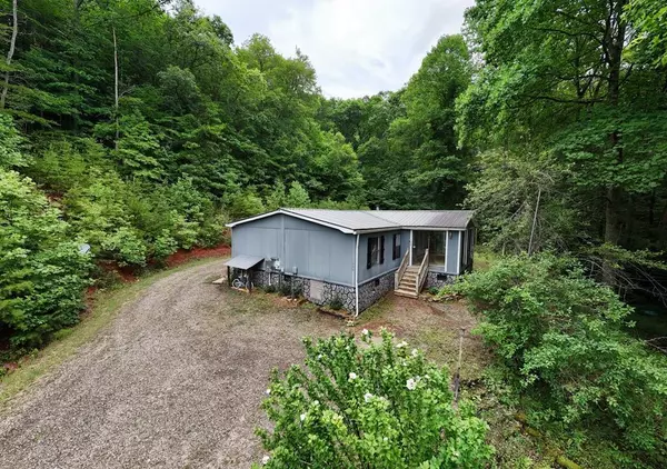 350 Glen Road, Hiawassee, GA 30546