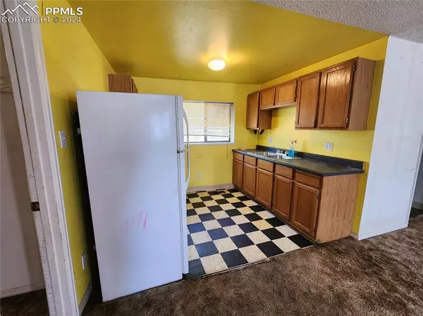 Pueblo, CO 81006,1507 Roselawn RD