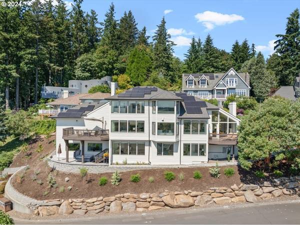 2165 RIDGE POINTE DR, Lake Oswego, OR 97034