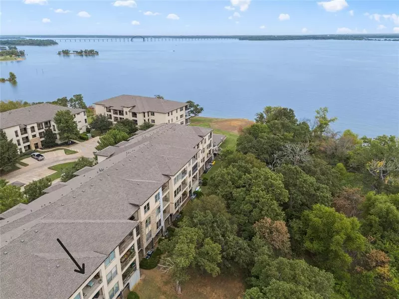 500 Waters Edge Drive #133, Lake Dallas, TX 75065