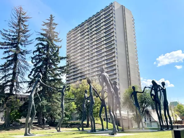 221 6 AVE SE #810, Calgary, AB T2G 4Z9