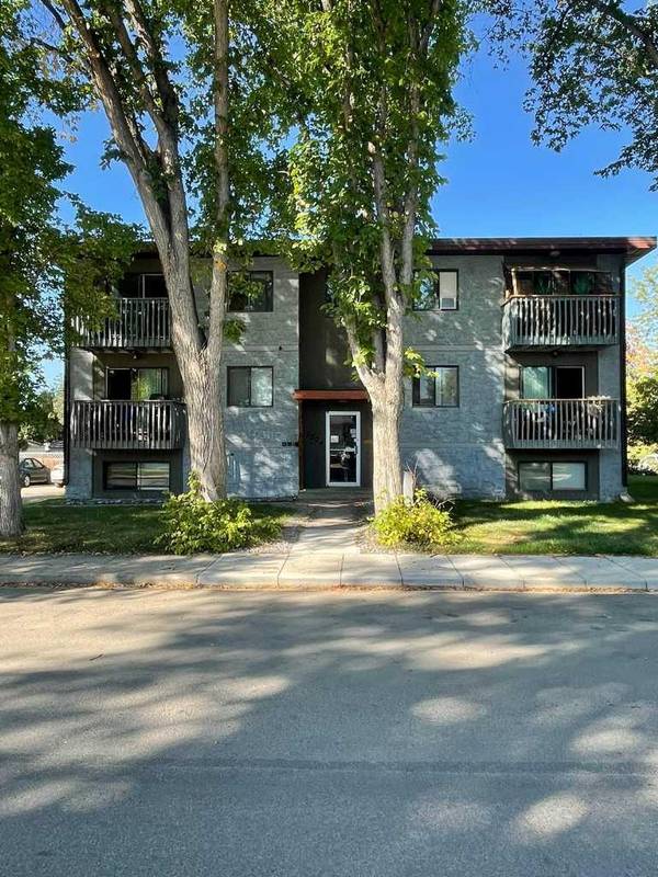 5804 58A ST #1-6, Red Deer, AB T4N 2M7