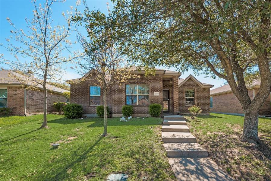 1450 Carsen Way, Lancaster, TX 75146