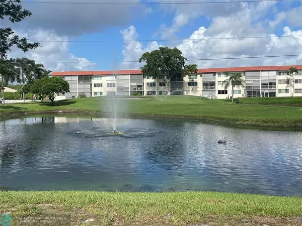 Pembroke Pines, FL 33025,8962 S Hollybrook Blvd  #34-308