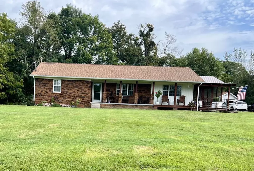 1511 Jones Chapel Road, Byrdstown, TN 38549