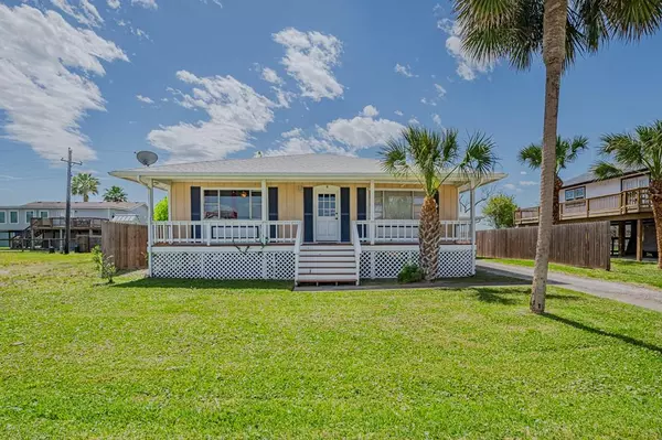 8 Nassau, Rockport, TX 78382