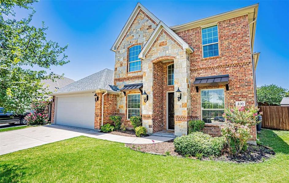 400 Blue Daze Court, Burleson, TX 76028