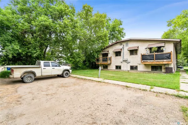 Prince Albert, SK S6V 0W5,529 8th STREET E