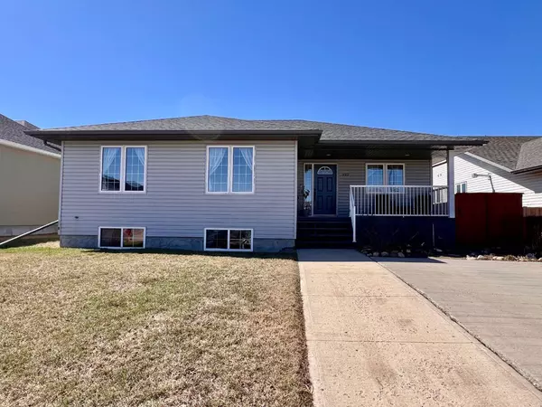 Wainwright, AB T9W 0Z7,910 29 ST