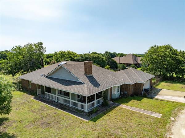 14 Carey Lane,  Lucas,  TX 75002