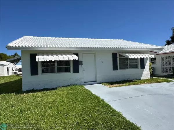 6803 NW 74th Pl,  Tamarac,  FL 33321