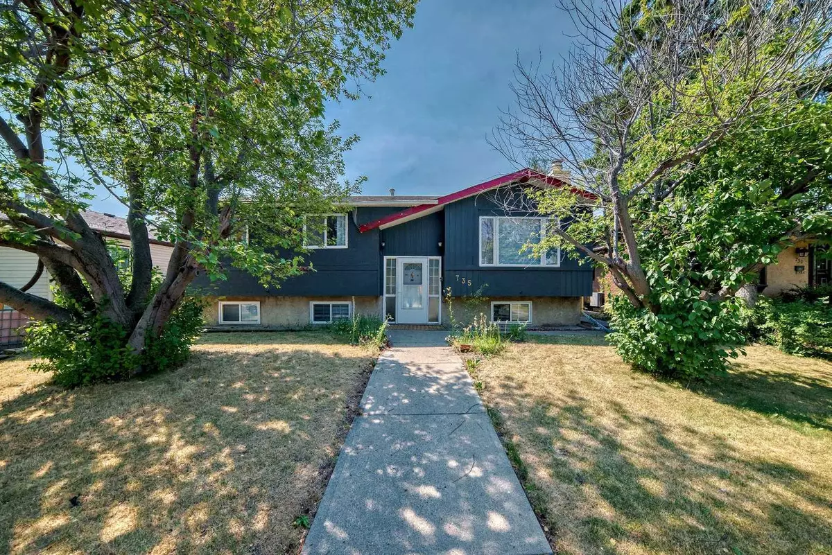 Calgary, AB T2A4M7,735 Madeira DR NE