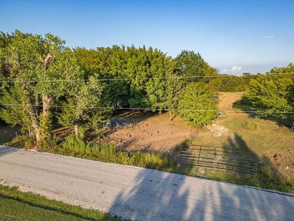 Paradise, TX 76073,453 County Road 3383