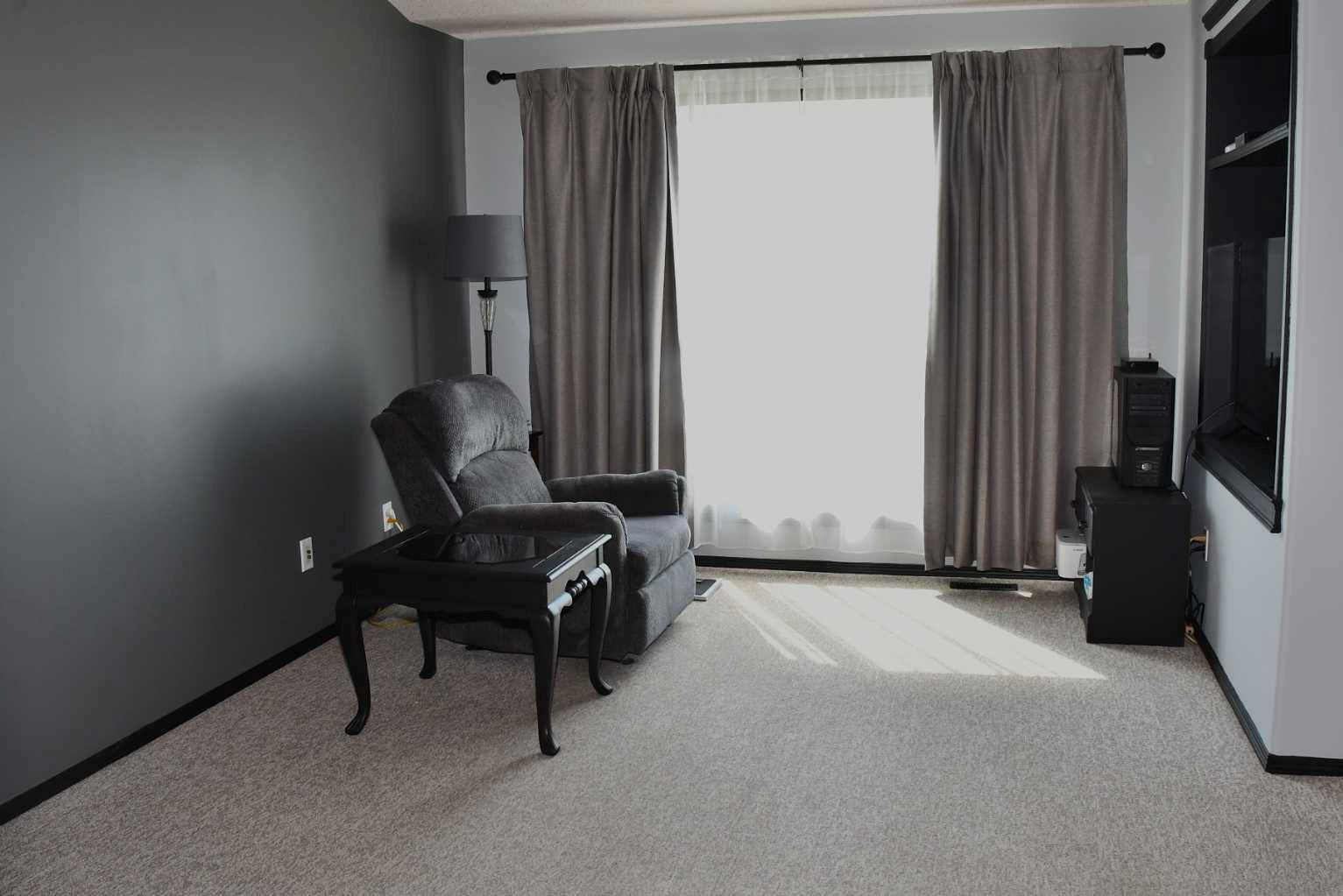Brooks, AB T1R 1M2,344 14 ST E
