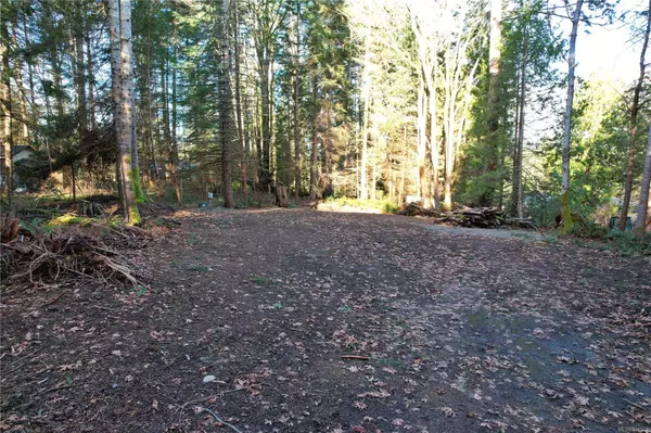 Lt 37 Spruce Ave Gabriola Island, BC V0R 1X1