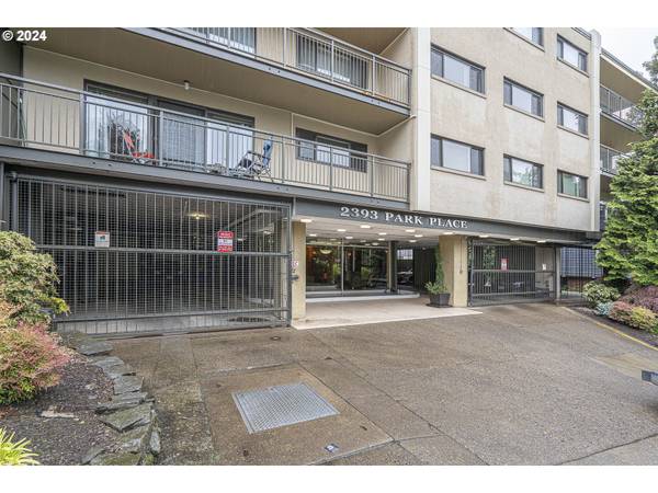 2393 SW PARK PL #309, Portland, OR 97205