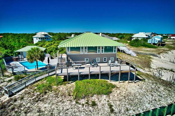 1244 Sandy Ln, St. George Island, FL 32328