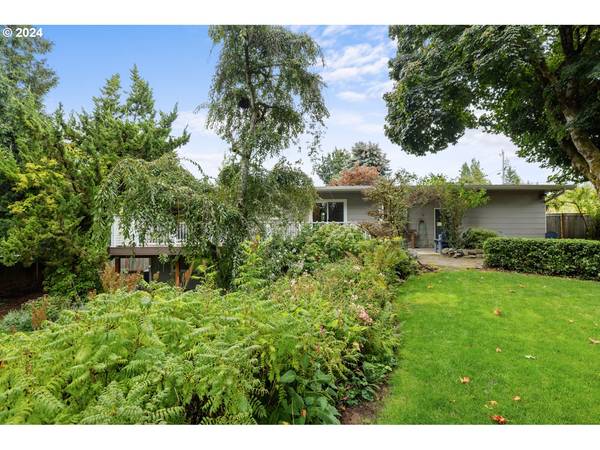 5355 SE EL CENTRO WAY, Milwaukie, OR 97267