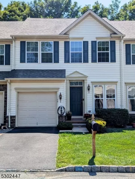 19 Village Ln, Sparta Twp., NJ 07871