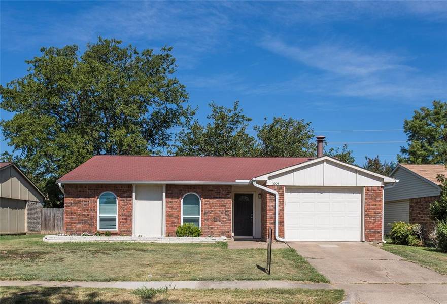 1004 Hawthorne Drive, Allen, TX 75002