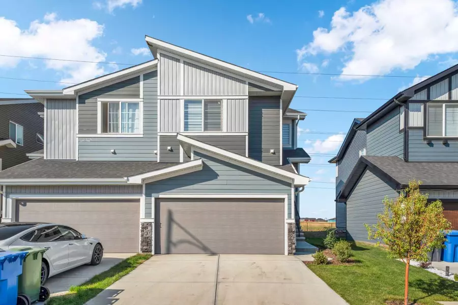 114 WATERFORD RD, Chestermere, AB T1X 2P6