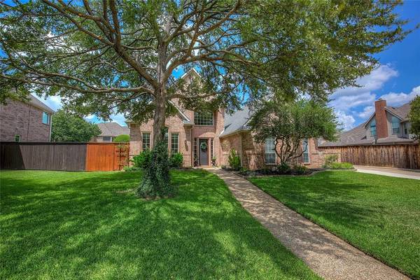 2402 Broadoak Way, Colleyville, TX 76034