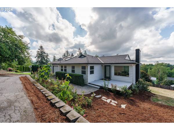 7680 SW CANYON DR, Portland, OR 97225