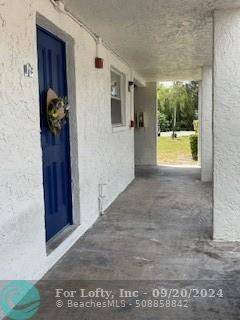 Davie, FL 33314,5090 SW 64th Ave  #101