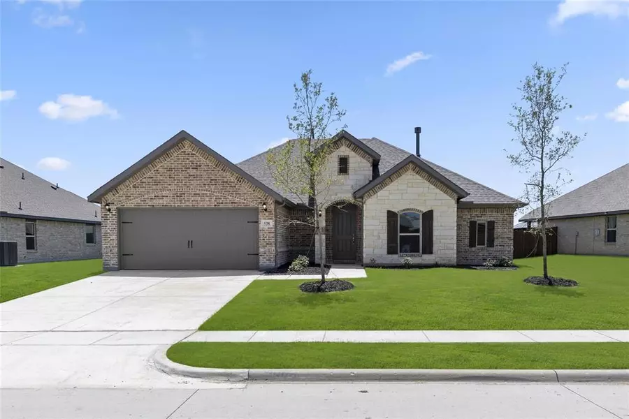 538 Amesbury Drive, Forney, TX 75126