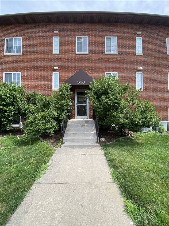 300 Grandview Ct #309, Iowa City, IA 52246