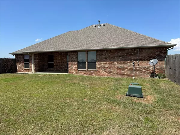 Blanchard, OK 73010,2293 County Road 1311