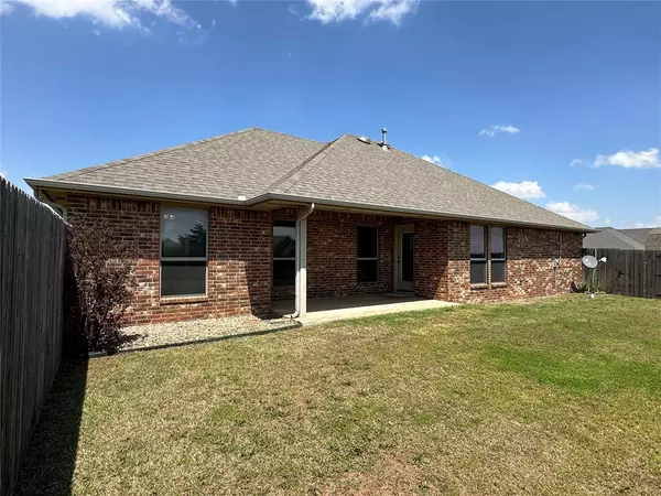 Blanchard, OK 73010,2293 County Road 1311