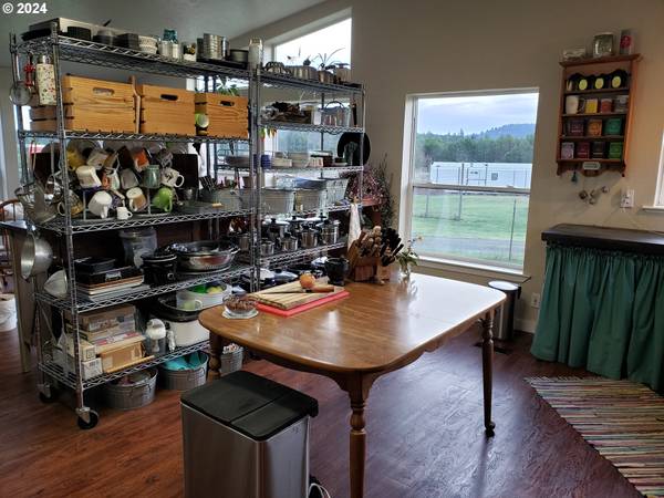 Bandon, OR 97411,86449 CROFT LAKE LN