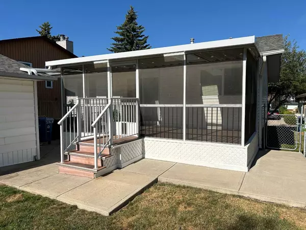 Calgary, AB T1Y 4X2,143 Whitlock Close NE