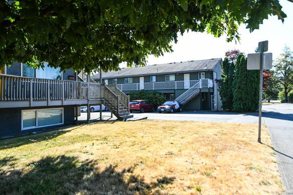 Courtenay, BC V9N 2B6,485 21st St #4