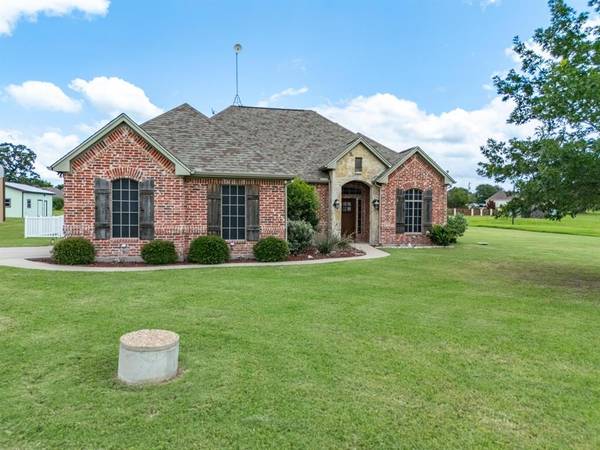 Brock, TX 76087,152 Savannah Drive