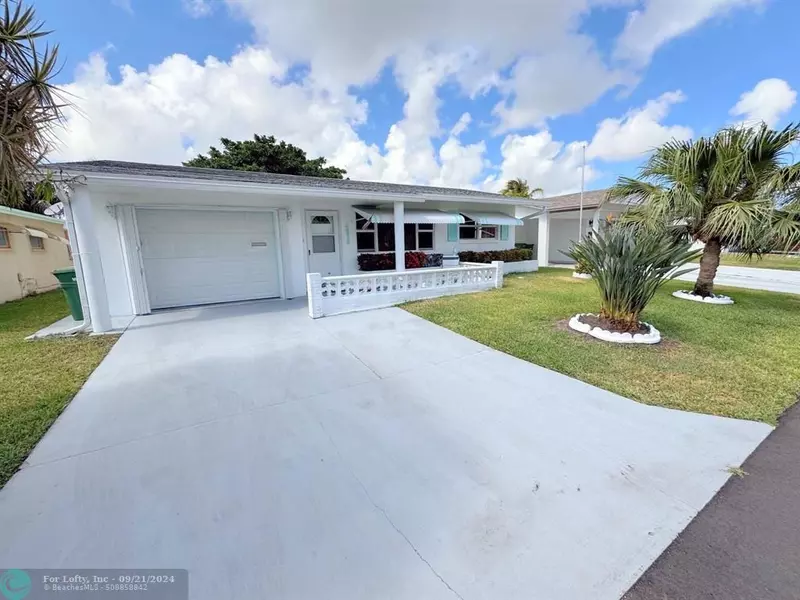 4515 NW 49th Ct, Tamarac, FL 33319