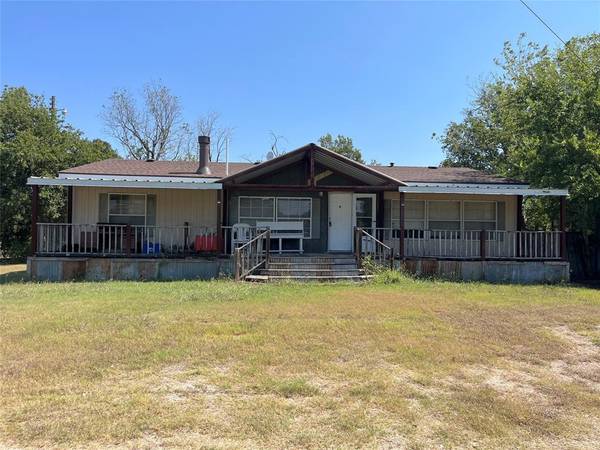 501 S Live Oak Avenue,  Hubbard,  TX 76648