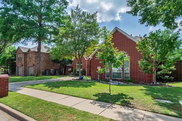 705 Glen Garry Drive,  Flower Mound,  TX 75022