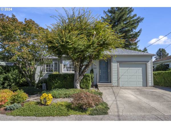 3734 SE 74TH AVE, Portland, OR 97206