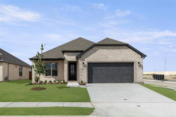 463 Silver Springs, Lavon, TX 75166