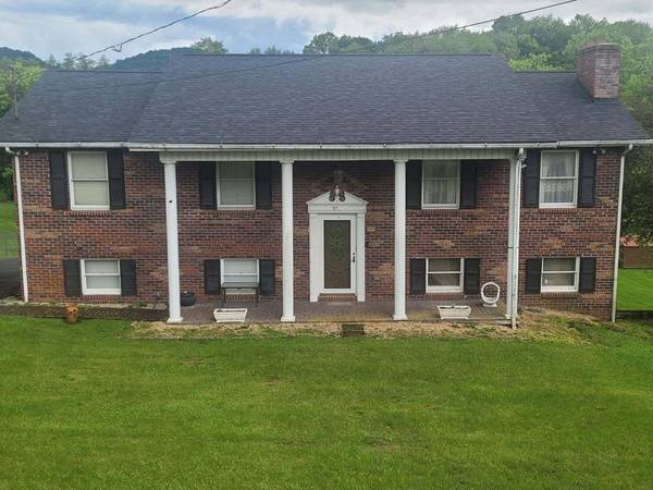 517 Rogers Circle, Castlewood, VA 24224