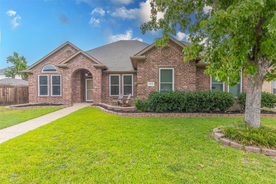 7310 Fieldlark Drive, Sachse, TX 75048