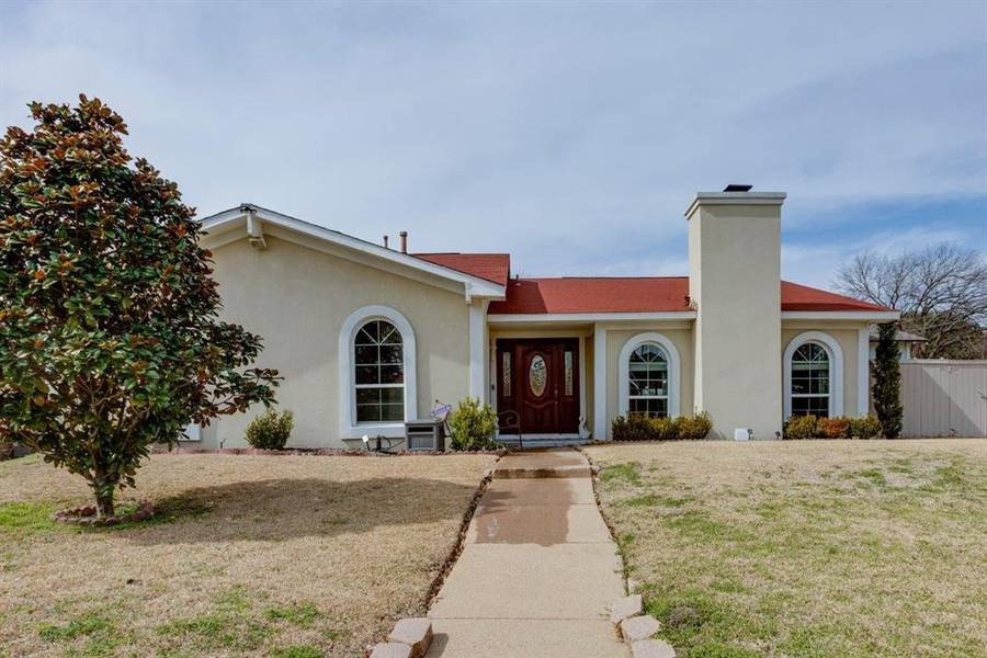 6401 Glenmoor Drive, Garland, TX 75043