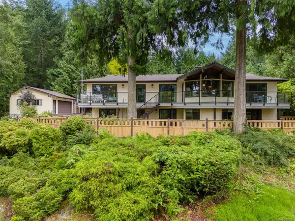 North Saanich, BC V8L 3X9,11650 Seabreeze Rd